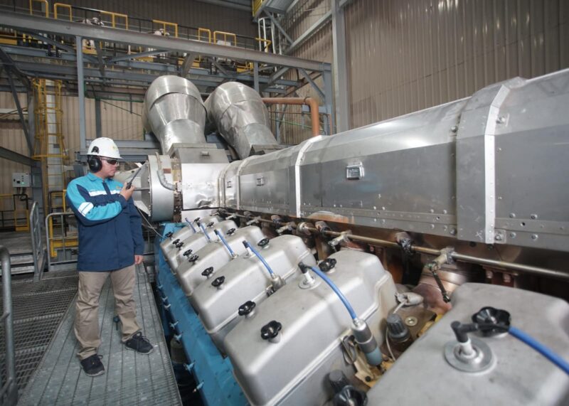 Selama perayaan Idulfitri 1446 H, PT PLN Batam terus melakukan langkah-langkah strategis untuk memastikan pasokan listrik tetap aman dan andal untuk masyarakat, setelah sebelumnya masa siaga Idulfitri mulai ditetapkan 17 Maret hingga 11 April 2025. Foto: INIKEPRI.COM