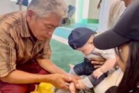 Tradisi Pijak Tanah Mekah. Foto: INIKEPRI.COM/Diskominfo Tanjungpinang 