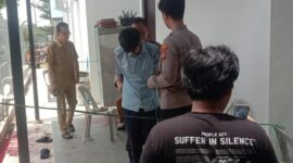 Pelaku diamankan pihak berwajib. Foto: INIKEPRI.COM