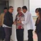 Ketua DPRD Kepri Iman Sutiawan, Wakil Gubernur Kepri Nyanyang Haris Pratamura, Wali Kota Batam sekaligus Ex Officio Kepala BP Batam Amsakar Achmad dan Wakil Wali Kota sekaligus Ex Officio Wakil Kepala BP Li Claudia Chandra menyambut kedatangan Ketua MPR RI Ahmad Muzani. Foto: INIKEPRI.COM/Arif