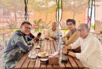 Humas BP Batam bersama Humas Bright PLN Batam menjalin sinergi melalui diskusi strategi komunikasi publik, Jumat (25/4/2025) di Batam Centre. Foto: INIKEPRI.COM/BP Batam 