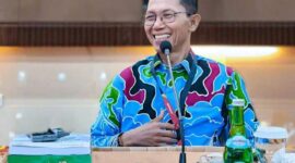 Wali Kota Batam Amsakar Achmad saat mengikuti RUPS BRK Syariah. Foto: INIKEPRI.COM