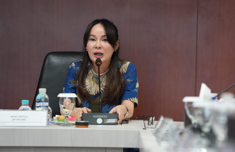 Wakil Kepala BP Batam, Li Claudia Chandra menerima kunjungan kerja Wakil Menteri Investasi dan Hilirisasi RI/ Wakil Kepala BKPM RI, Todotua Pasaribu di BP Batam. Foto: INIKEPRI.COM/BP Batam
