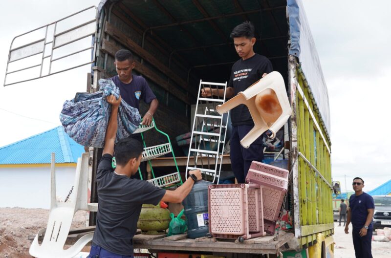 Warga Rempang yang telah menempati rumah baru di Tanjung Banun terus bertambah. BP Batam kembali memfasilitasi pergeseran 5 Kepala Keluarga (KK) pada Selasa (29/4/2025) dan Rabu (30/4/2025). Foto: INIKEPRI.COM/BP Batam 