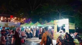 Musabaqah Tilawatil Qur’an dan Hadits (MTQH) XIX tingkat Kota Tanjungpinang yang berlangsung pada 21-25 April 2025 di Pelataran Melayu Square tidak hanya sukses dalam aspek keagamaan, tetapi juga memberikan dampak positif bagi perekonomian masyarakat. Foto: INIKEPRI.COM