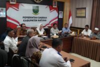 Bupati Natuna didampingi Wakil Bupati hadir pada rapat persiapan panitia yang dilaksanakan secara hybrid, Senin, 14 April 2025. Foto: INIKEPRI.COM/NatunaKab
