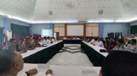 Rapat Persiapan Operasional Embarkasi Batam 2025. Foto: INIKEPRI.COM