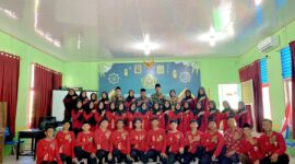 Madrasah Aliyah Negeri 1 Natuna (MAN 1 Natuna) melaksanakan pelantikan dan serah terima jabatan Pengurus Pusat Informasi dan Konseling Remaja (PIK-R) Penerus Bangsa untuk masa bakti 2025–2026. Foto: INIKEPRI.COM