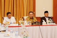 Gubernur Ansar bersama Kepala Kejaksaan Tinggi Kepulauan Riau, Teguh Subroto di Gedung Daerah, Tanjungpinang, Senin (26/5) pagi. Foto: INIKEPRI.COM/KepriProv 