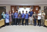 Audiensi Wakil Gubernur Kepri, Nyanyang Haris Pratamura, dengan Mr. Thomas James Kraft, Senior Adviser Norpac Fisheries Export sekaligus CEO TJKraft, di Rupatama Kantor Gubernur Kepri, Dompak. Foto: INIKEPRI.COM/KepriProv 