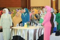 Ketua Tim Penggerak PKK Kota Batam, Hj. Erlita Amsakar, menghadiri acara pengukuhan Badan Koordinasi Organisasi Wanita (BKOW) Provinsi Kepulauan Riau di Gedung Balairung Wan Seri Beni, Tanjungpinang, Rabu 7 Mei 2025. Foto: INIKEPRI.COM/Media Center Batam 