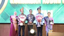 Wali Kota Batam, Amsakar Achmad menghadiri acara pisah sambut Komandan Kodim 0316 Batam di Aston Hotel, Minggu (11/5/2025). Foto: INIKEPRI.COM/Media Center Batam 