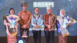 Wali Kota Batam Amsakar Achmad menghadiri acara kenal pamit Komandan Lanud Hang Nadim Batam di Hotel Wyndhan Panbil, Sabtu (17/5/2025) malam. Foto: INIKEPRI.COM