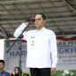 Wali Kota Batam Amsakar Achmad menjadi inspektur Upacara Bendera Peringatan Hari Kebangkitan Nasional (Harkitnas) ke-117 Tingkat Kota Batam di Dataran Engku Putri, Selasa (20/5/2025). Foto: INIKEPRI.COM
