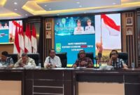 Amsakar saat memimpin Rapat Pemebentukan Koperasi Merah Putih Kota Batam di Kantor Wali Kota Batam, Selasa (27/5/2025). Foto: INIKEPRI.COM/Media Center Batam 