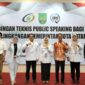Wali Kota Batam Amsakar Achmad saat membuka kegiatan Bimbingan Teknis (Bimtek) Public Speaking yang diselenggarakan Pemerintah Kota Batam, Rabu (14/5/2025), di Pena Hall, Batam Center. Foto: INIKEPRI.COM