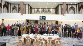 Anggota/Deputi Bidang Pelayanan Umum Badan Pengusahaan (BP) Batam, Ariastuty Sirait menggelar silaturahmi dengan pelaku usaha bidang Pertanian, Perikanan, dan Peternakan di Kawasan Agribisnis Sei Temiang pada Rabu (14/5/2025) bertempat di Balairungsari BP Batam. Foto: INIKEPRI.COM/BP Batam 