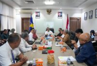 Anggota/Deputi Bidang Investasi dan Pengusahaan Badan Pengusahaan (BP) Batam, Fary Djemy Francis menerima kunjungan dari PT Caterpillar Indonesia di Gedung Utama BP Batam pada Kamis (15/5/2025).  Foto: INIKEPRI.COM/BP Batam 