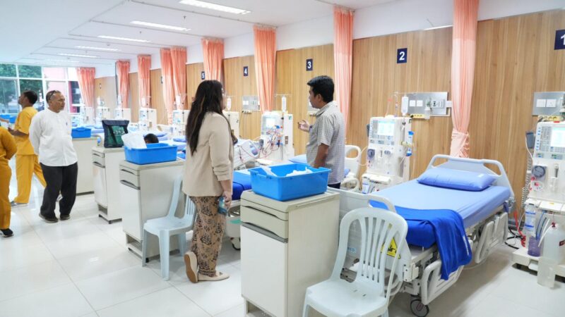 Anggota/Deputi Bidang Pelayanan Umum Badan Pengusahaan (BP) Batam, Ariastuty Sirait meninjau pelayanan di RSBP Batam dan kondisi lapangan di Kawasan Agribisnis Sei Temiang pada Kamis (15/5/2025). Foto: INIKEPRI.COM/BP Batam 