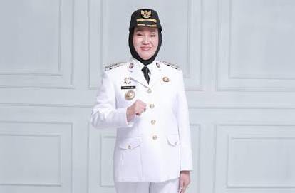 Bupati Natuna Cen Sui Lan. Foto: INIKEPRI.COM