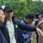 Anggota Bidang Infrastruktur BP Batam, Mouris Limanto mempunyai komitmen tinggi untuk menjadikan pengendalian banjir dan longsor sebagai program prioritasnya. Komitmen tersebut, ditunjukkan Mouris dengan melakukan peninjauan selama 18 hari diseluruh Kecamatan di Kota Batam. Foto: INIKEPRI.COM/BP Batam 