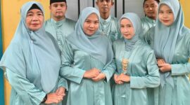Pengurus yayasan asma Khusnul khatimah. Foto: INIKEPRI.COM