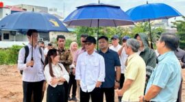 Amsakar Achmad dan Li Claudia Chandra. Foto: INIKEPRI.COM