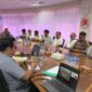 Anggota Komisi I DPRD Batam, Anwar Anas, menghadiri pertemuan dengan pihak Batamindo pada Rabu (28/5/2025), membawa aspirasi warga Sei Beduk. Ia menuntut rekrutmen tenaga kerja yang transparan dan berpihak pada warga lokal, serta penyaluran CSR yang berdampak langsung. Foto: INIKEPRI.COM