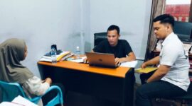 Kasus dugaan investasi bodong yang melibatkan mantan karyawan BNI Life Cabang Dabo Singkep, Kabupaten Lingga, Kepulauan Riau, Kepolisian Resor (Polres) Lingga menetapkan SR sebagai tersangka, Rabu (7/5/2025). Foto: INIKEPRI.COM