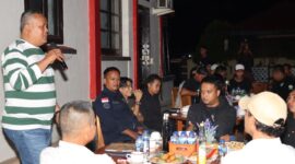 Sebagai bentuk penguatan sinergi antara Kepolisian dan media, AKBP Pahala Martua Nababan, S.H., S.I.K., M.H., Kapolres Lingga, menggelar kegiatan Silaturahmi dan Temu Ramah bersama Insan Pers Kabupaten Lingga, Jumat malam, 16 Mei 2025. Foto: INIKEPRI.COM