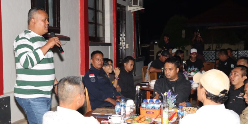 Sebagai bentuk penguatan sinergi antara Kepolisian dan media, AKBP Pahala Martua Nababan, S.H., S.I.K., M.H., Kapolres Lingga, menggelar kegiatan Silaturahmi dan Temu Ramah bersama Insan Pers Kabupaten Lingga, Jumat malam, 16 Mei 2025. Foto: INIKEPRI.COM