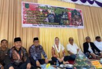 Bupati Natuna, Cen Sui Lan, dan Wakil Bupati, Jarmin, dalam Pagelaran Budaya Desa Tapau, Kecamatan Bunguran Tengah, Sabtu (28/6/2025). Foto: Istimewa 