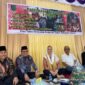 Bupati Natuna, Cen Sui Lan, dan Wakil Bupati, Jarmin, dalam Pagelaran Budaya Desa Tapau, Kecamatan Bunguran Tengah, Sabtu (28/6/2025). Foto: Istimewa 