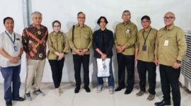 Muhammad Taqi Askari bersama Kepala Badan Penghubung Kepri Endrie Djoko Satrio (empat dari kiri) sesaat setelah dijemput di Terminal 3 Kedatangan Bandara Soekarno-Hatta. Foto: Badan Penghubung Kepri