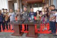 Wali Kota Batam, Amsakar Achmad bersama Wakil Wali Kota Batam, Li Claudia Chandra menghadiri seremoni pembukaan Hotel The Westin Nirup Island di Pulau Nirup, Kecamatan Belakang Padang, Selasa (3/6/2025). Foto:INIKEPRI.COM