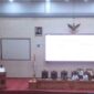 Wali Kota Batam, Amsakar Achmad, menyampaikan tanggapan atas pandangan fraksi-fraksi DPRD terkait Rancangan Perda tentang Pertanggungjawaban Pelaksanaan APBD Tahun 2024. Tanggapan ini disampaikan dalam Rapat Paripurna DPRD Batam, Rabu (4/6/2025). Foto: INIKEPRI.COM
