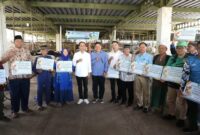 Wali Kota Batam Amsakar Achmad bersama jajaran BAZNAS di kandang Berkah. Foto: INIKEPRI.COM