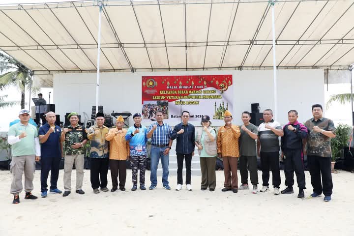 Wali Kota Batam, Amsakar Achmad, menghadiri acara Halal Bihalal dan Fun Day Keluarga Besar Legiun Veteran Republik Indonesia (LVRI) Kota Batam di Palm Spring Resort, Nongsa, Senin (9/6/2025). Foto: INIKEPRI.COM/Media Center Batam 