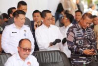 Wali Kota Batam Amsakar Achmad dalam pemusnahan narkoba 2 ton. Foto: INIKEPRI.COM