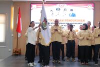 Wali Kota Batam, Amsakar Achmad secara resmi melantik dan mengukuhkan Pengurus Forum Kewaspadaan Dini Masyarakat (FKDM) Kota Batam dan Kecamatan se-Kota Batam Periode 2025–2030, di Aula Mini Universitas Riau Kepulauan Batam, Senin (16/6/2025). Foto: INIKEPRI.COM/Media Center Batam 