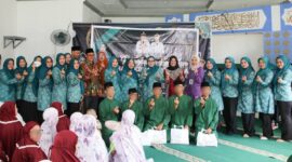 Dalam rangka memperingati Hari Kesatuan Gerak (HKG) PKK ke-53, Ketua Tim Penggerak PKK Kota Batam, Hj. Erlita Sari Amsakar, menunjukkan kepedulian yang menyentuh hati dengan mengunjungi Lapas Perempuan Kelas IIB Batam, Kamis (19/6/2025). Foto: INIKEPRI.COM