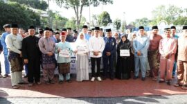 acara pelepasan kafilah yang digelar di halaman Kantor Wali Kota Batam, Jumat (20/6/2025). Foto: INIKEPRI.COM