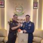 Komandan Pangkalan TNI Angkatan Udara (Lanud) Hang Nadim Batam, Letkol Pnb Hendro Sukamdani, M.Tr.Opsla., melakukan kunjungan kehormatan (courtesy call) ke Kantor Kejaksaan Negeri (Kejari) Batam, Senin (2/6/2025). Foto: INIKEPRI.COM