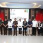 Wali Kota Batam, Amsakar Achmad, secara resmi membuka Sosialisasi Sistem Penerimaan Murid Baru (SPMB) jenjang SD dan SMP Negeri se-Kota Batam di Aula Engku Hamidah, Kantor Wali Kota Batam, Rabu (4/6/2025). Foto: INIKEPRI.COM