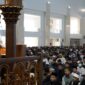Kepala BP Batam/Walikota Batam, Amsakar Achmad, beserta keluarga melaksanakan shalat Idul Adha 1446 H/2025 M, pada Jumat (6/6/2025) di Masjid Sultan Mahmud Riayat Syah, yang dihadiri oleh ribuan umat muslim se-Kota Batam. Foto: INIKEPRI.COM/BP Batam 