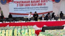 Pemusnahan narkoba 2 ton di Batam. Foto: INIKEPRI.COM