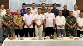 Pemerintah Kabupaten Natuna menyatakan dukungannya terhadap penguatan pengawasan terhadap Warga Negara Asing (WNA) melalui Rapat Koordinasi Tim Pengawasan Orang Asing (TIMPORA) tahun 2025 yang digelar di Kecamatan Bunguran Timur, Jumat (13/6/2025). Foto: INIKEPRI.COM