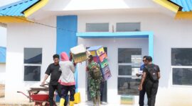 BP Batam kembali memfasilitasi relokasi enam Kepala Keluarga (KK) terdampak pembangunan Rempang Eco-City ke hunian baru di Tanjung Banon, Kamis (12/6/2025). Foto: INIKEPRI.COM/BP Batam 
