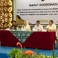 Bupati Natuna, Cen Sui Lan, berbicara dengan suara hati di tengah Rapat Koordinasi Forum Sinkronisasi Keamanan Laut, mengungkap luka perbatasan yang terlalu lama terabaikan. Suaranya mewakili nelayan, mewakili laut yang diam, tapi terluka. Foto: INIKEPRI.COM