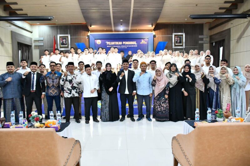 Pelantikan Ikatan Keluarga Oemar Diyan (IKOED) periode 2025–2028. Foto: INIKEPRI.COM